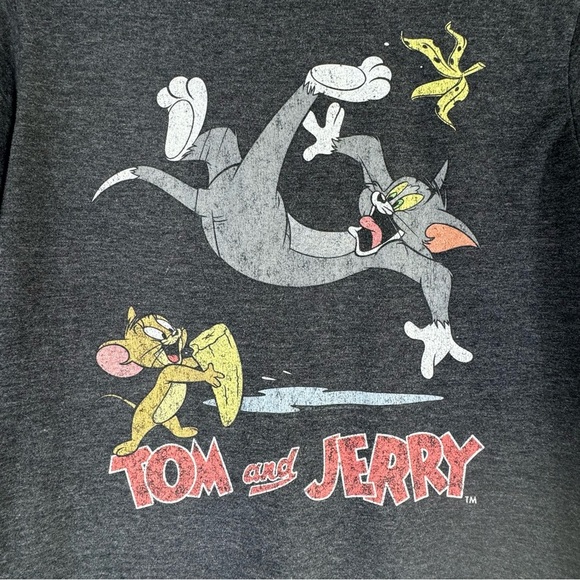 Old Navy Collectabilitees Kids Tom and Jerry Distressed Print Tee - Picture 2 of 5